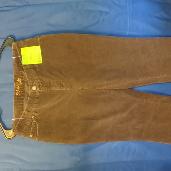 St. John's Bay Brown Corduroys - Picture 1 of 4
